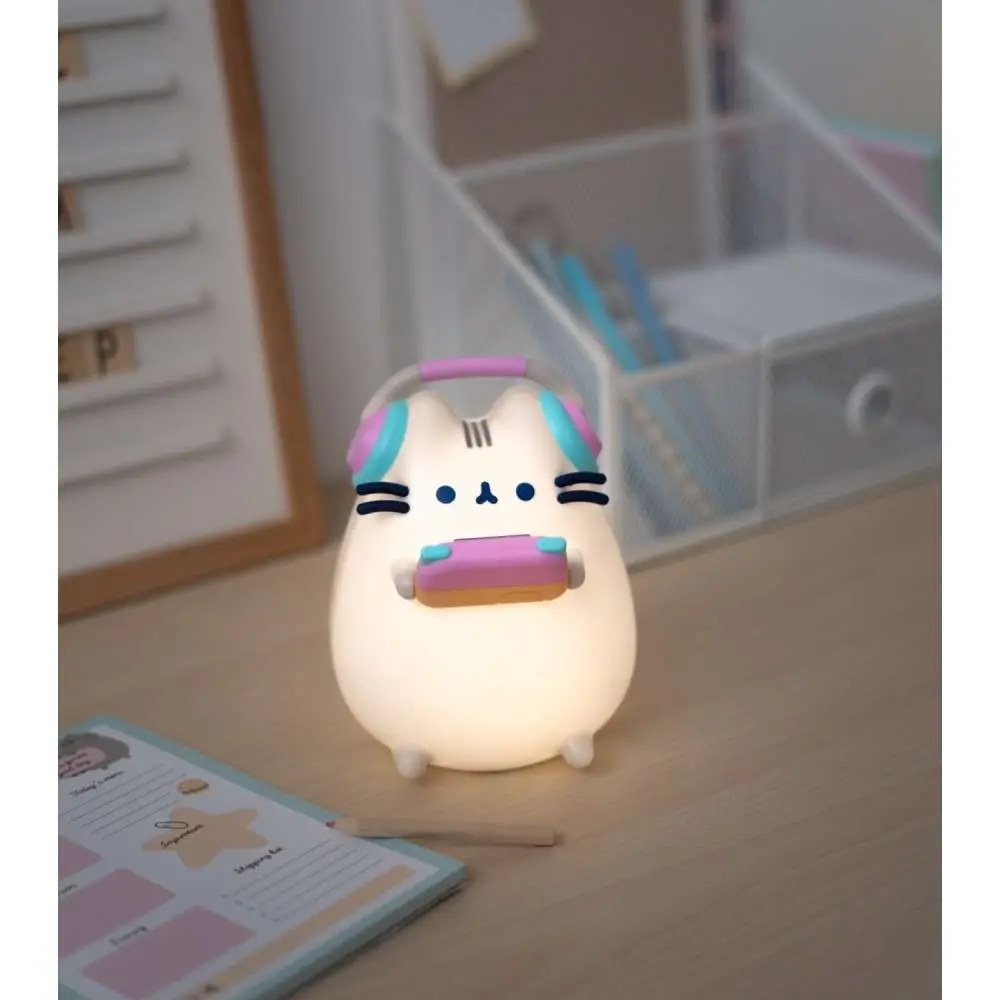 pusheen gamer lamp
