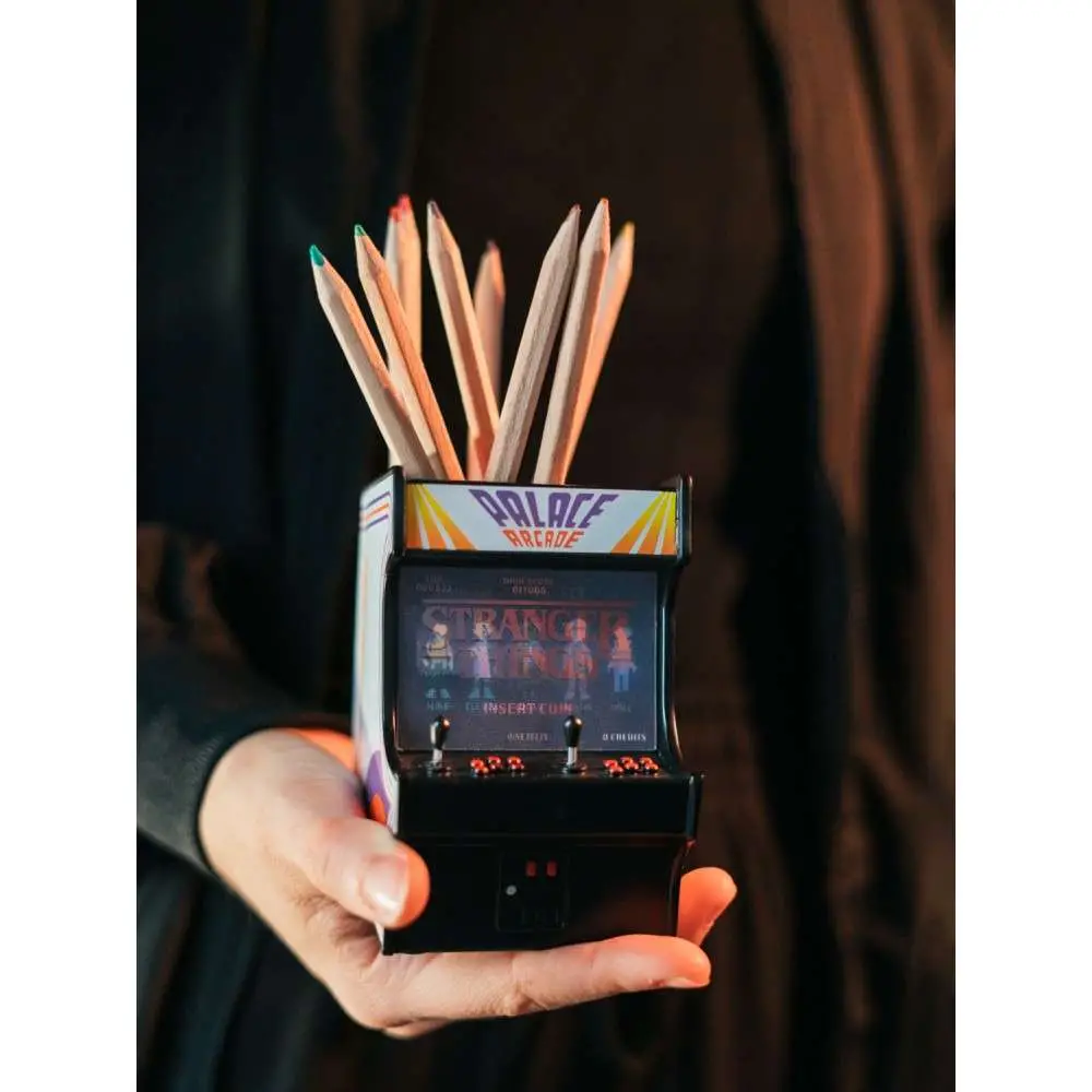 stranger things palace arcade pen holder