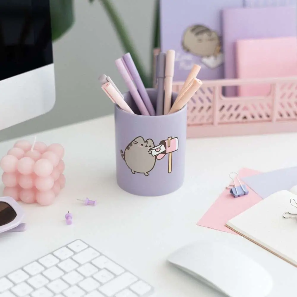 pusheen pen holder