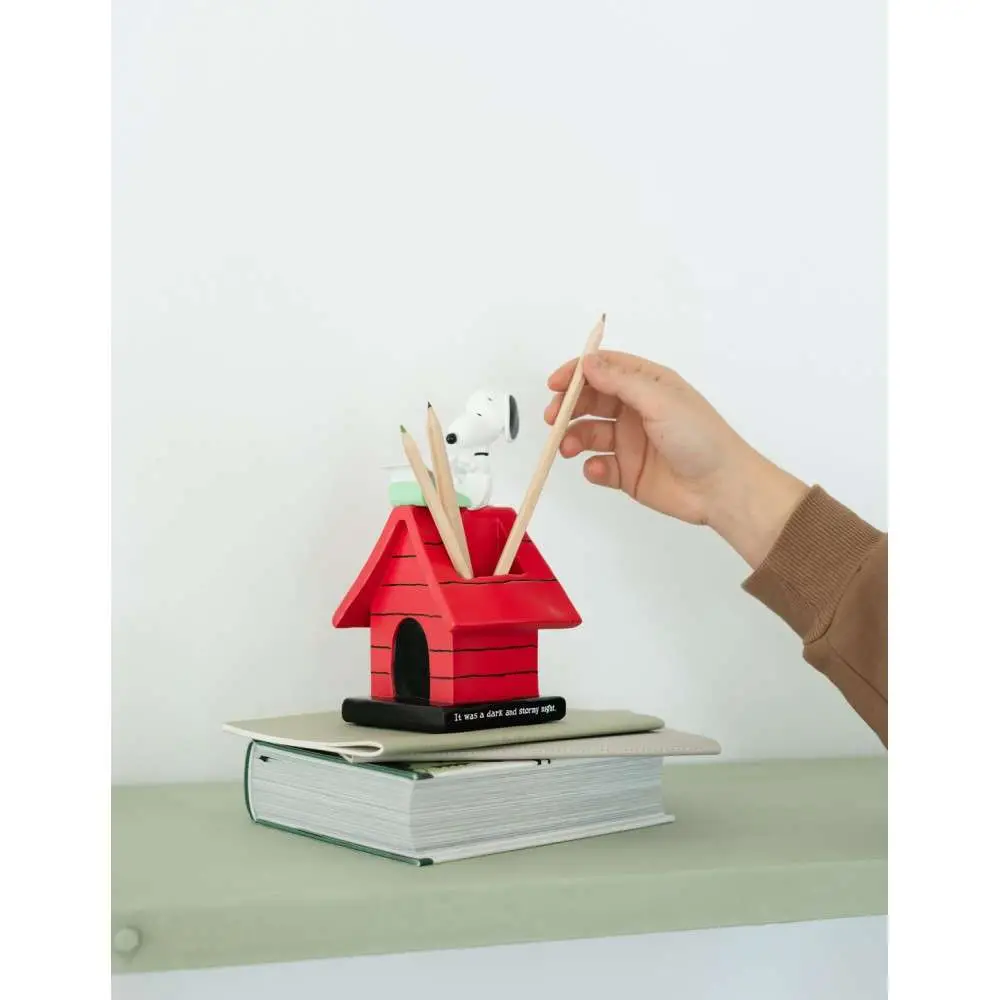 snoopy pen holder