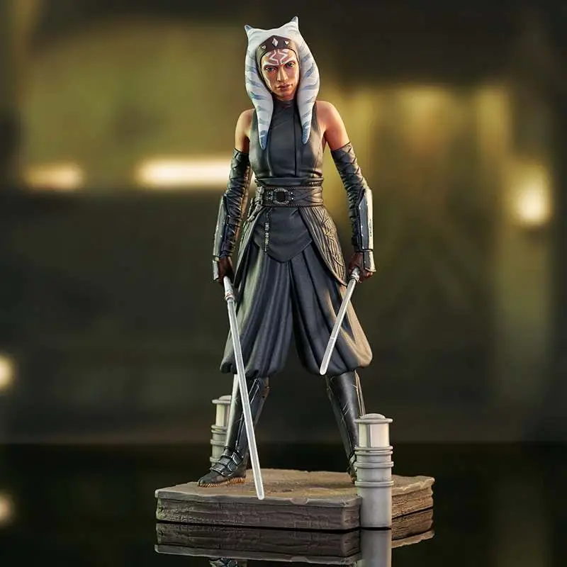w mandalorian s2 ahsoka statue