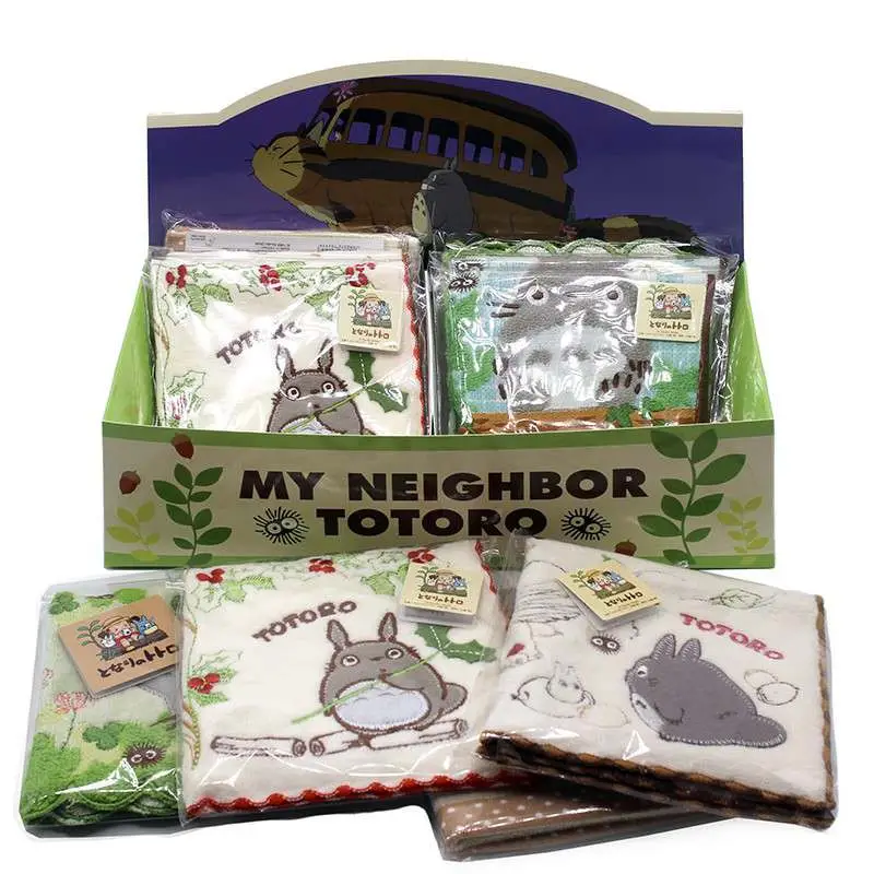 totoro 25×25 towels display (10)