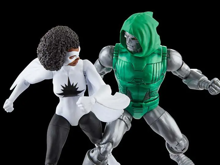 ml captain marvel vs dr doom 2-pack af