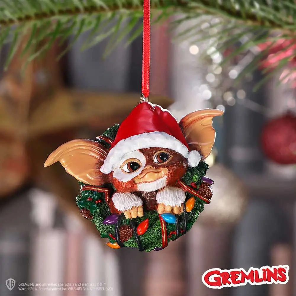 gremlins gizmo in wreath hanging ornament