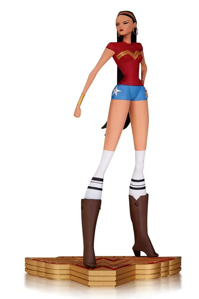 wonder woman art of war by valley statue