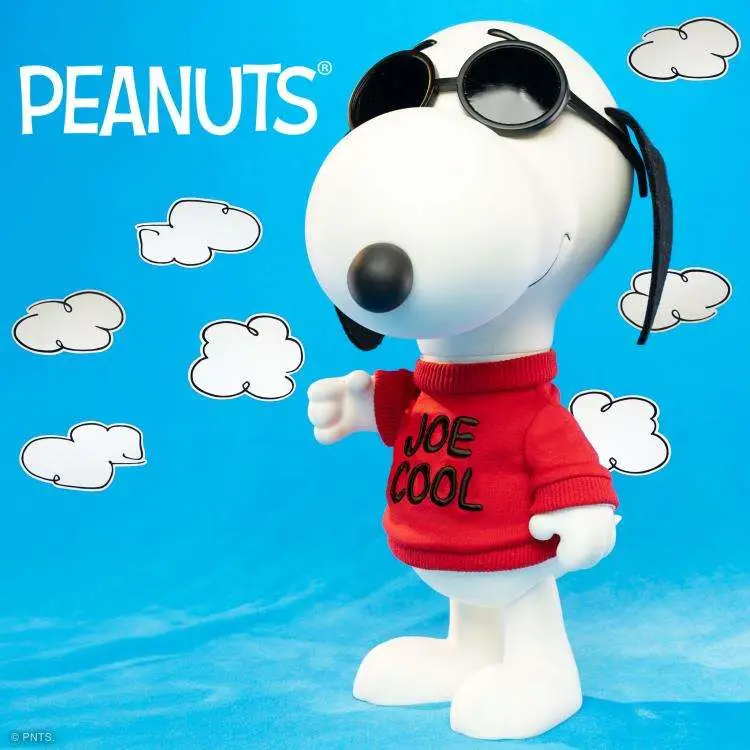 peanuts supersize vinyl figure snoopy joe cool