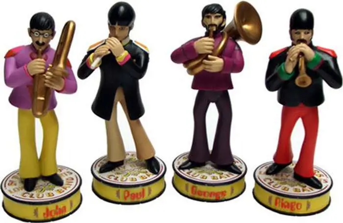 beatles yellow submarine shakems set (4)