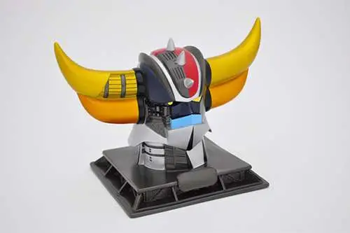 grendizer vinyl coin bank