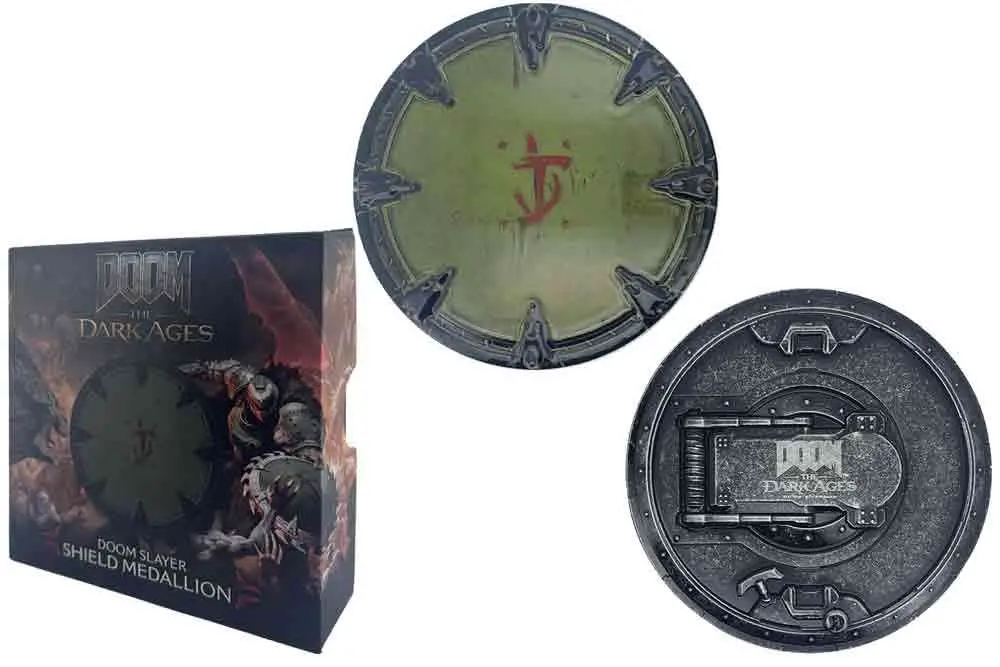doom: the dark ages saw shield medallion and art card